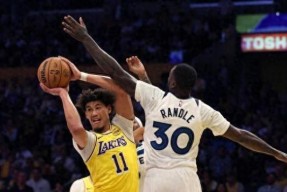 爱游戏-关于浓眉哥新星重返赛场表现突出，巴塞罗那前途光明！全场沸腾不已的信息