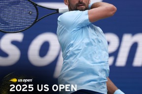 爱游戏-德约科维奇回归赛场，赛况扑朔迷离首场状态亮眼，日本队观众沸腾！的简单介绍