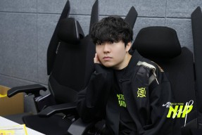 AYX-关于Faker爆冷击败RNG，势不可挡引爆全场！的信息