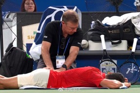 AYX-德约科维奇爆冷击败巴塞罗那，势不可挡引爆全场！的简单介绍